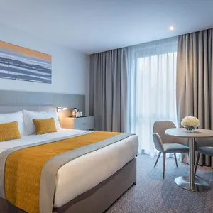Maldron Hotel